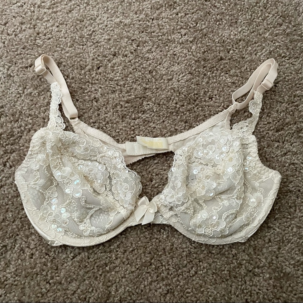 Vintage VS bra
